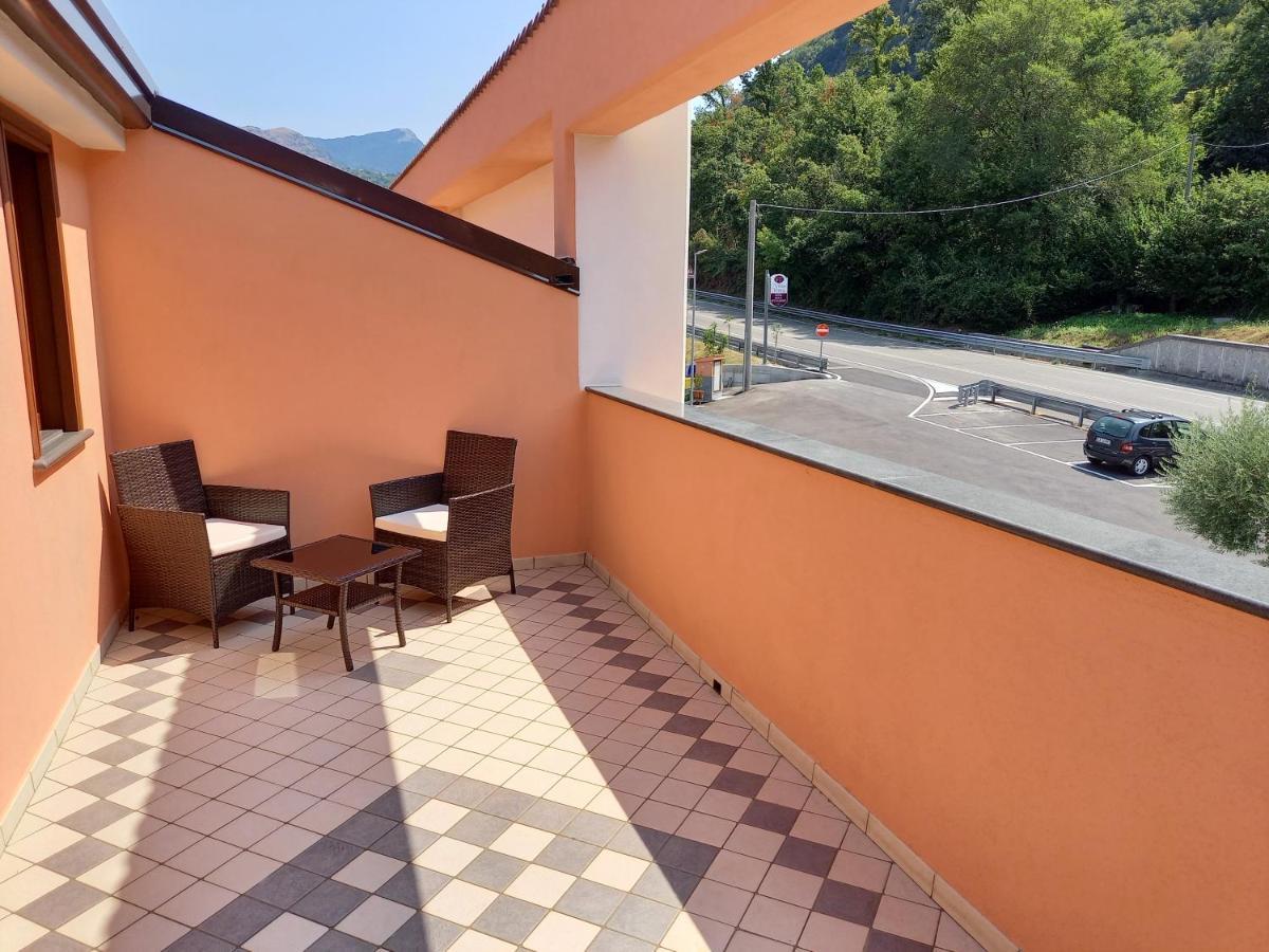Hotel Ristorante Villa Terry เลาริอาอินเฟริออเร ภายนอก รูปภาพ